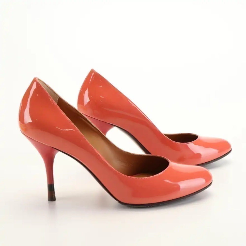 Fendi Leather Pumps with Stiletto Heels - Picture 5 of 8